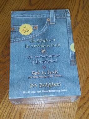 The Sisterhood of the Traveling Pants -3 Book Box set -Ann Brashares- SEALED NEW
